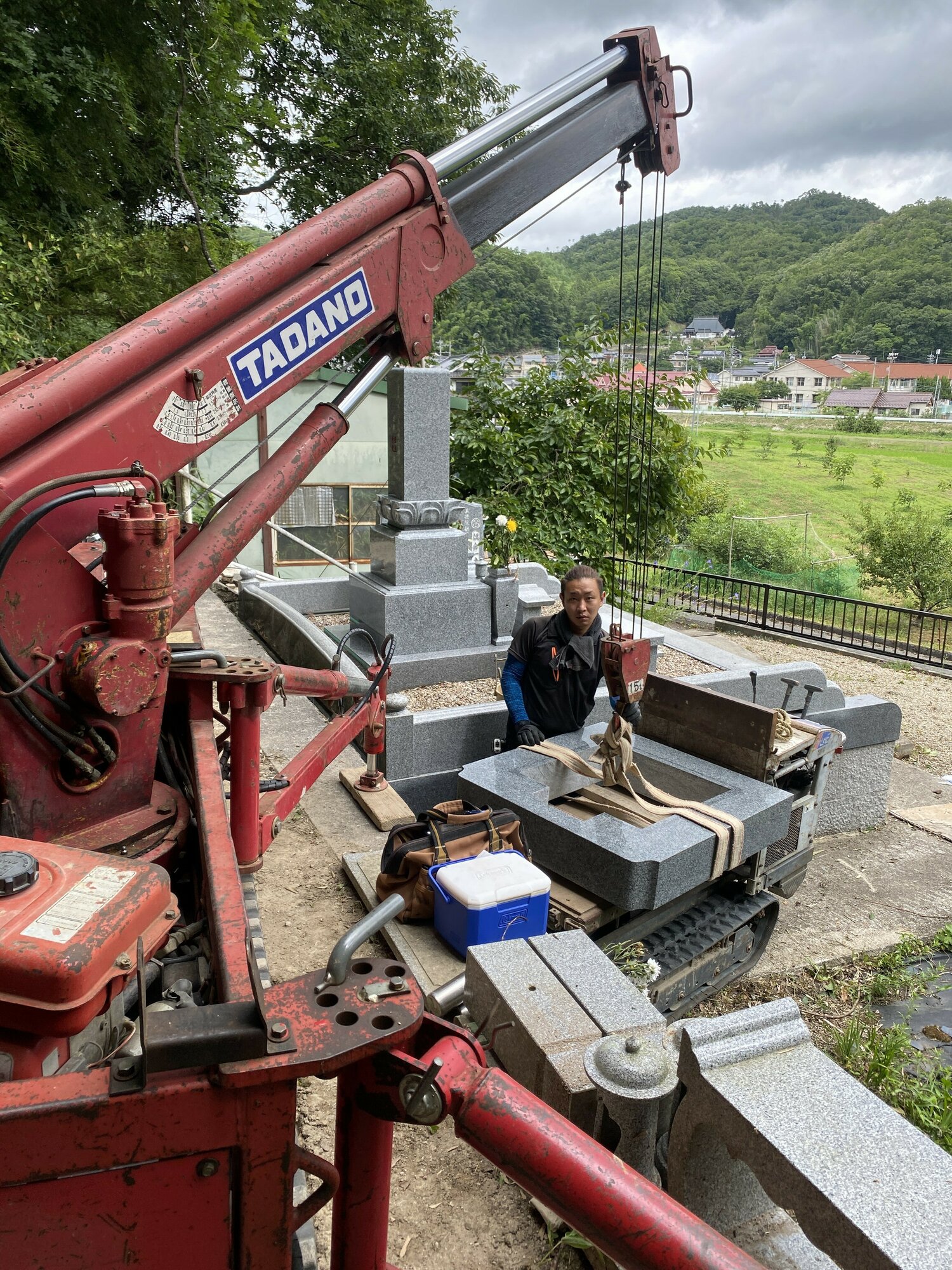 お墓の据え付け工事